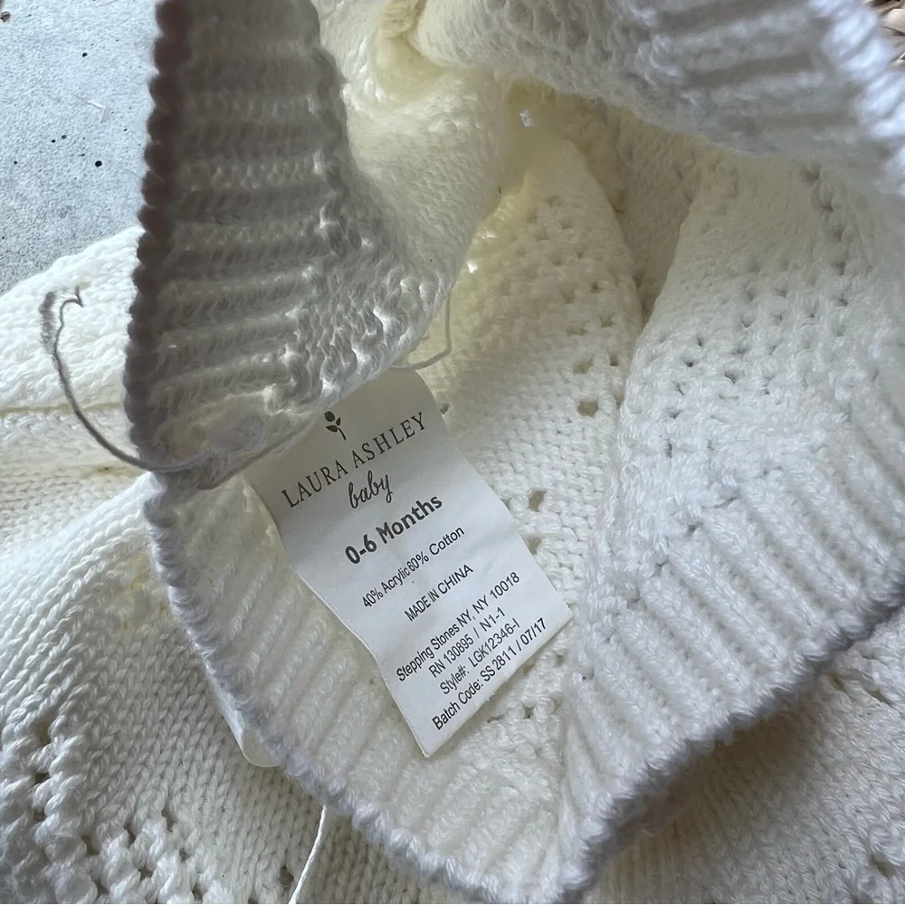 0-6 months Laura Ashley knit bottoms and hat set hat with bear ears - Picture 10 of 12